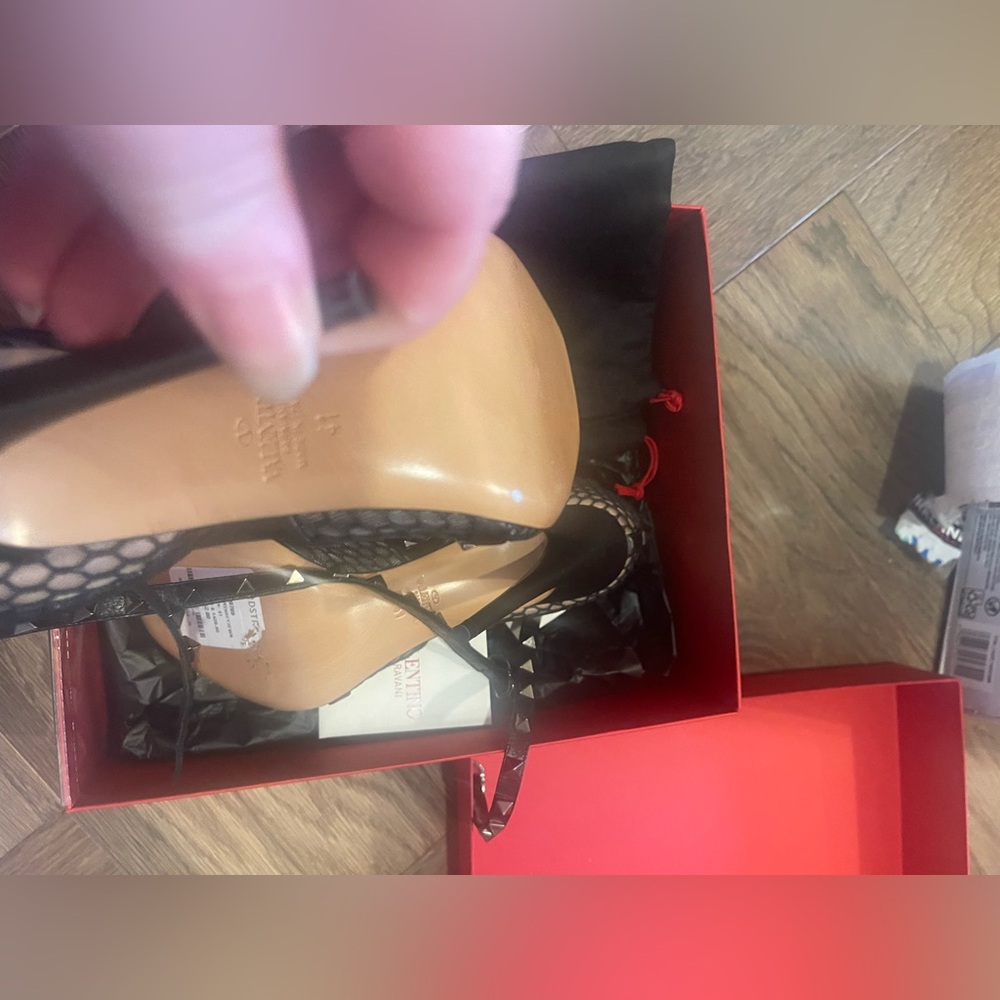 Valentino Garavani Black Mesh Studded Heels - Picture 9 of 15